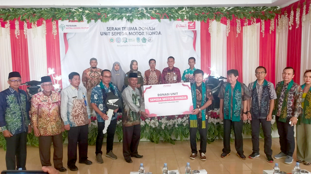 SERAH TERIMA DONASI UNIT SEPEDA MOTOR