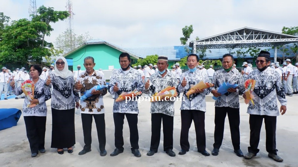 HARI GURU NASIONAL 25 November 2021